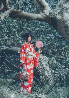 高清日韩美女图片网_1080P动漫在线观看