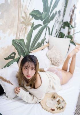 粉嫩小仙女扒开自慰喷水_蓝光高清视频播放
